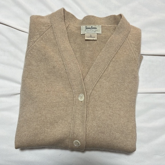 Neiman Marcus Cashmere Cardigan Small - Picture 6 of 6